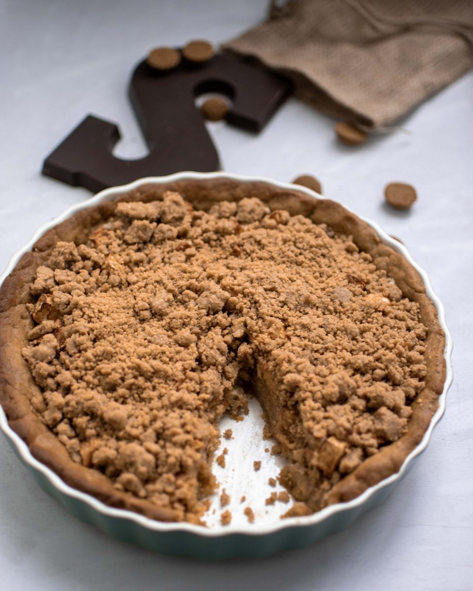 Dé Sinterklaastaart met appel en amandelspijs