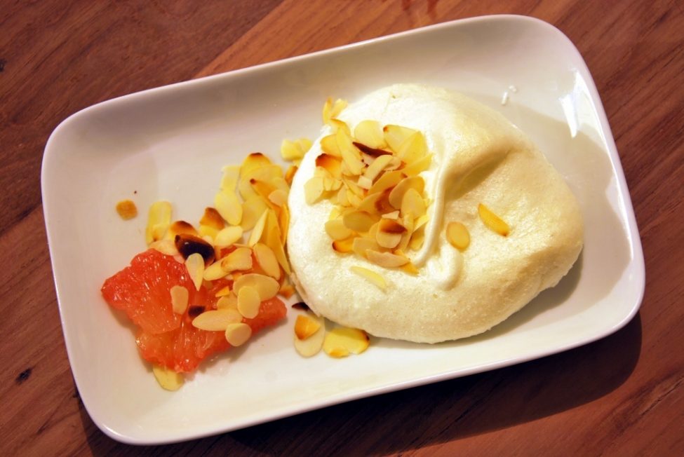 Merengue dessert