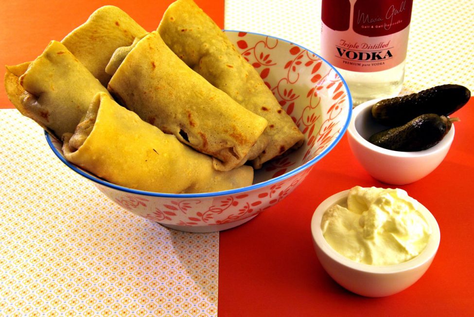 Budget: Blini / blinai (Oost-Europese gehakt pannekoekjes)