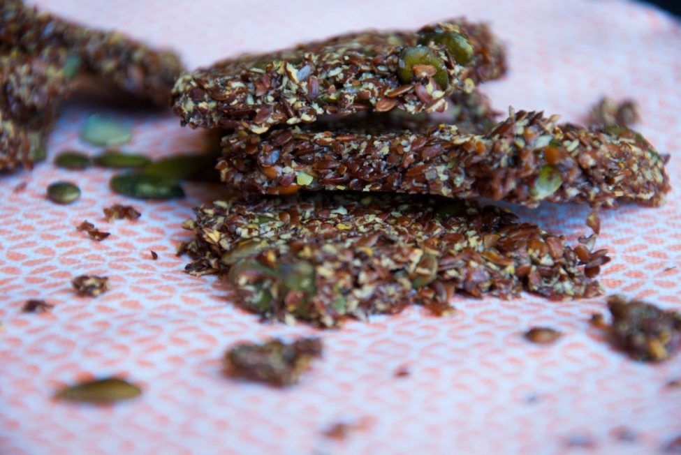 Zelf lijnzaad crackers maken (glutenvrij en lactosevrij)