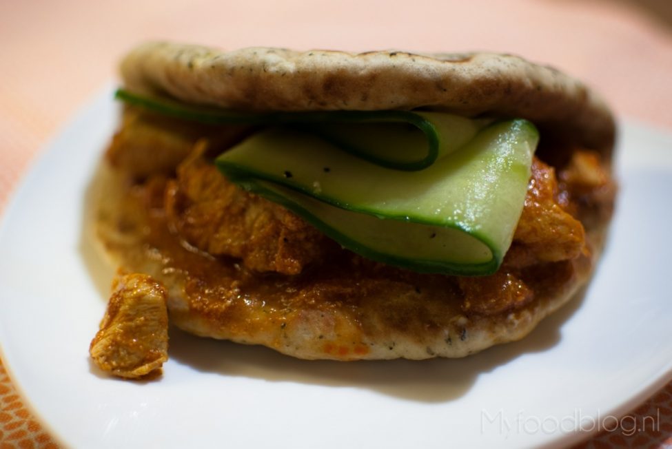 Kip tikka met een frisse komkommersalade