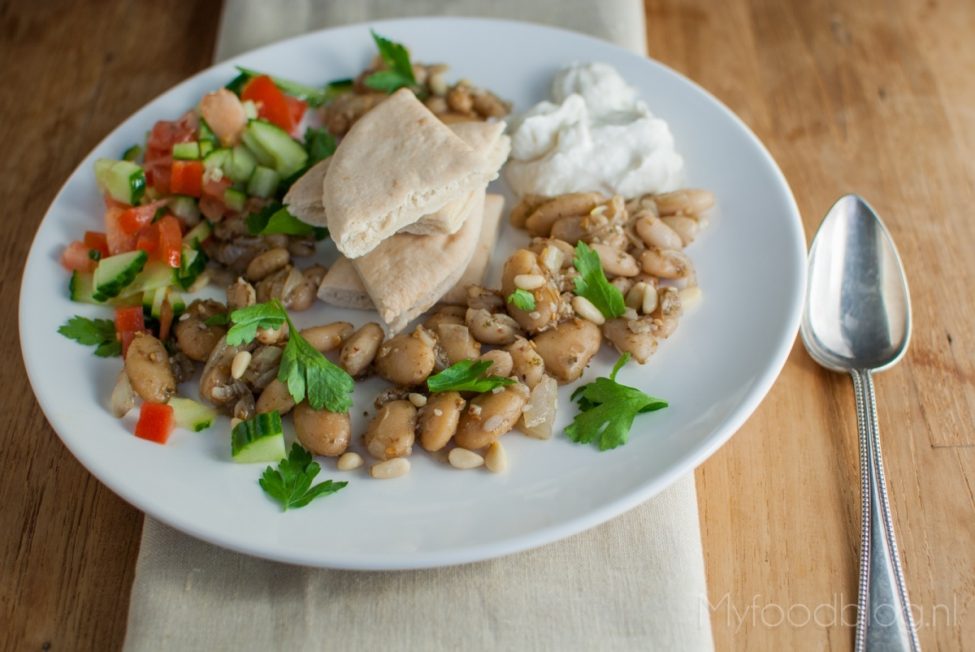 Midden-Oosterse bonensalade