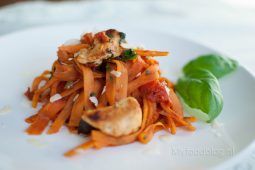 Pasta putanesca zonder pasta