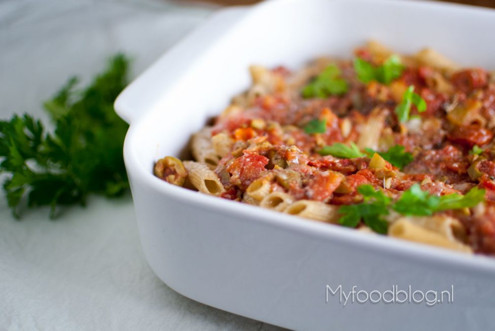 Pasta pizzaiola