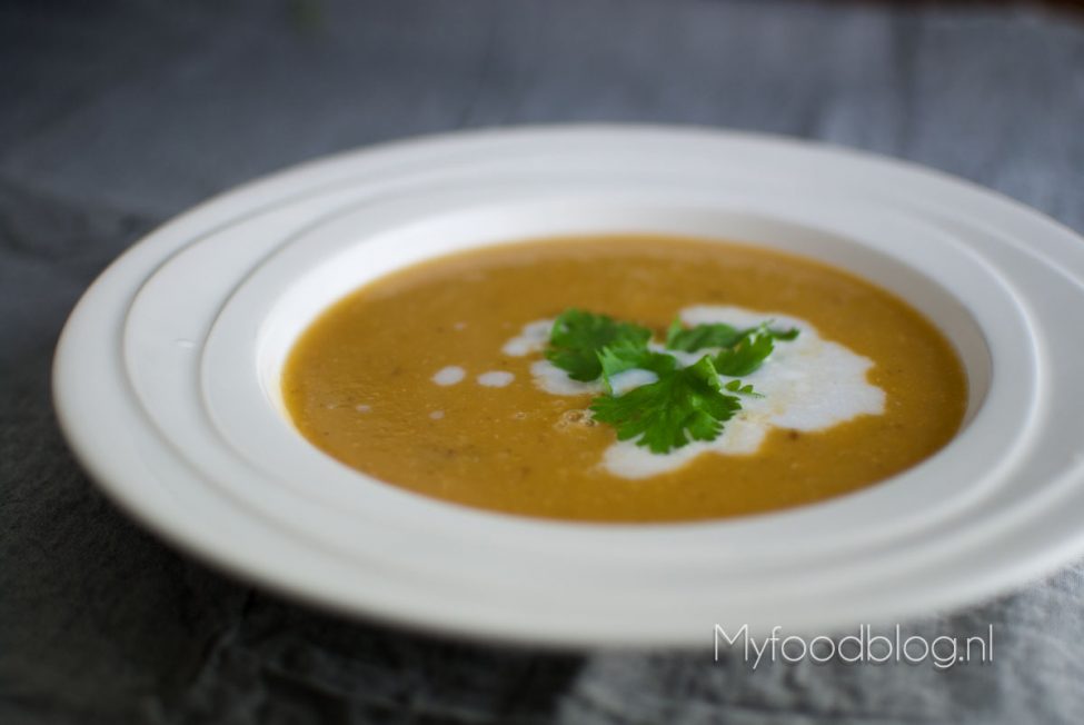 Zoete aardappel & linzen soep