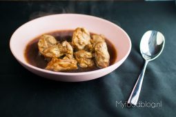 Kip adobo (Filipijnse kip)