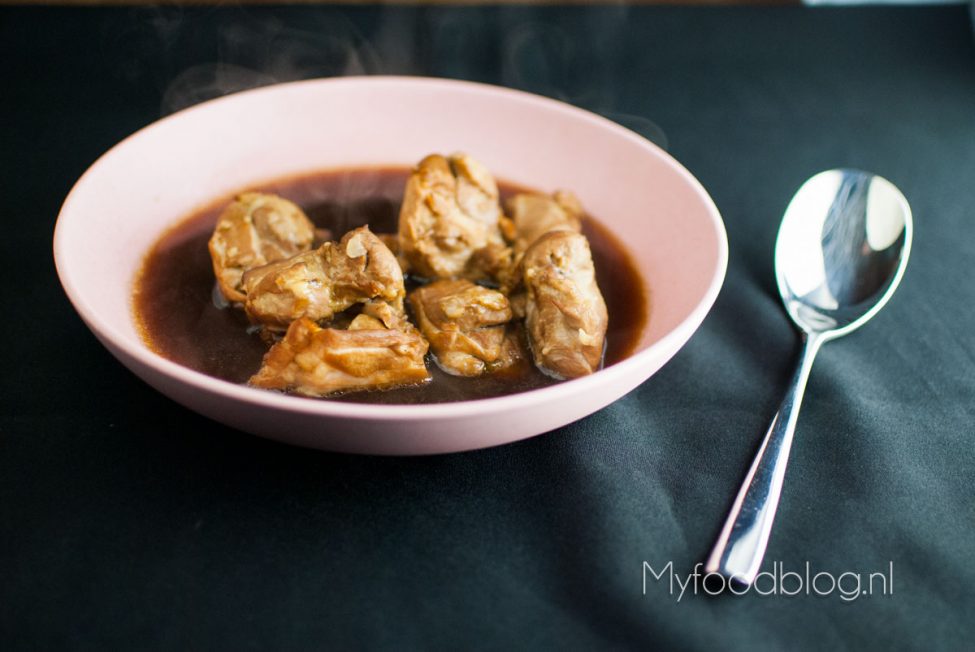Kip adobo (Filipijnse kip)