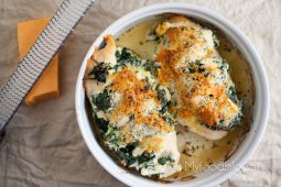 Hasselback kip met ricotta en spinazie