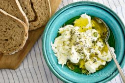 Gemarineerde buffelmozzarella
