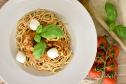 Makkelijke spaghetti met gehakt en mozzarella