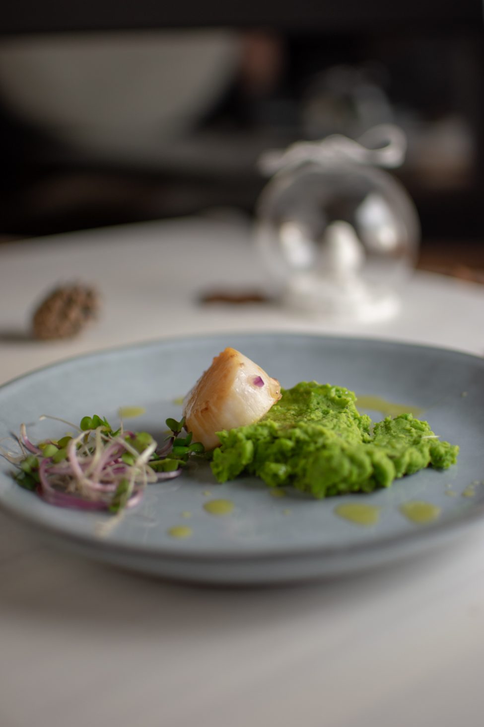 Coquille op een bedje van erwten (luxe voorgerecht)