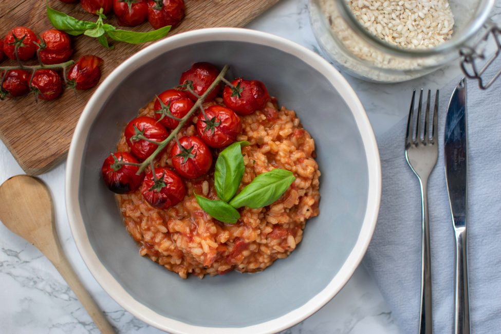 Tomatenrisotto met truffel en gepofte tomaatjes