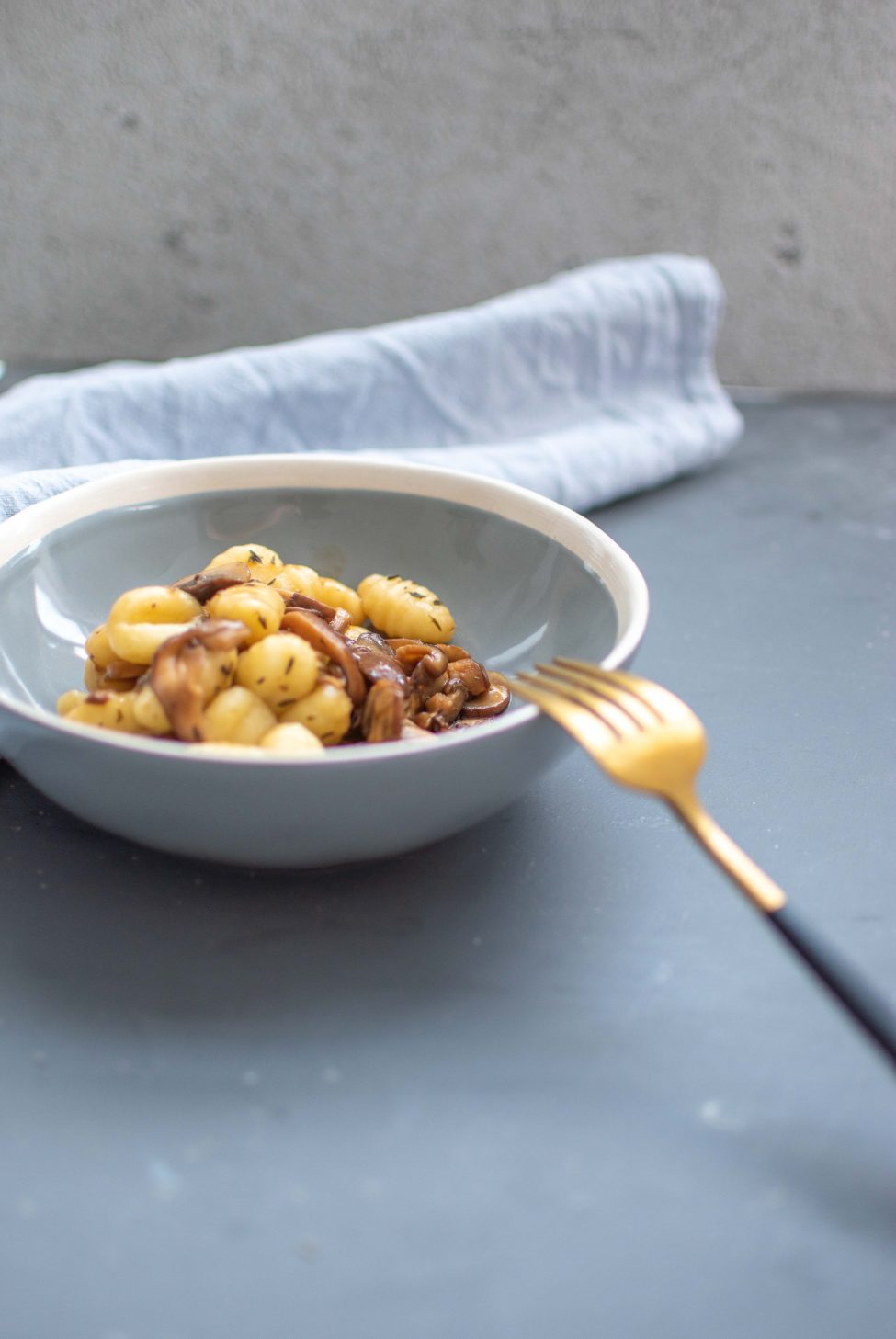 Vegetarische gnocchi met 2 soorten paddenstoelen