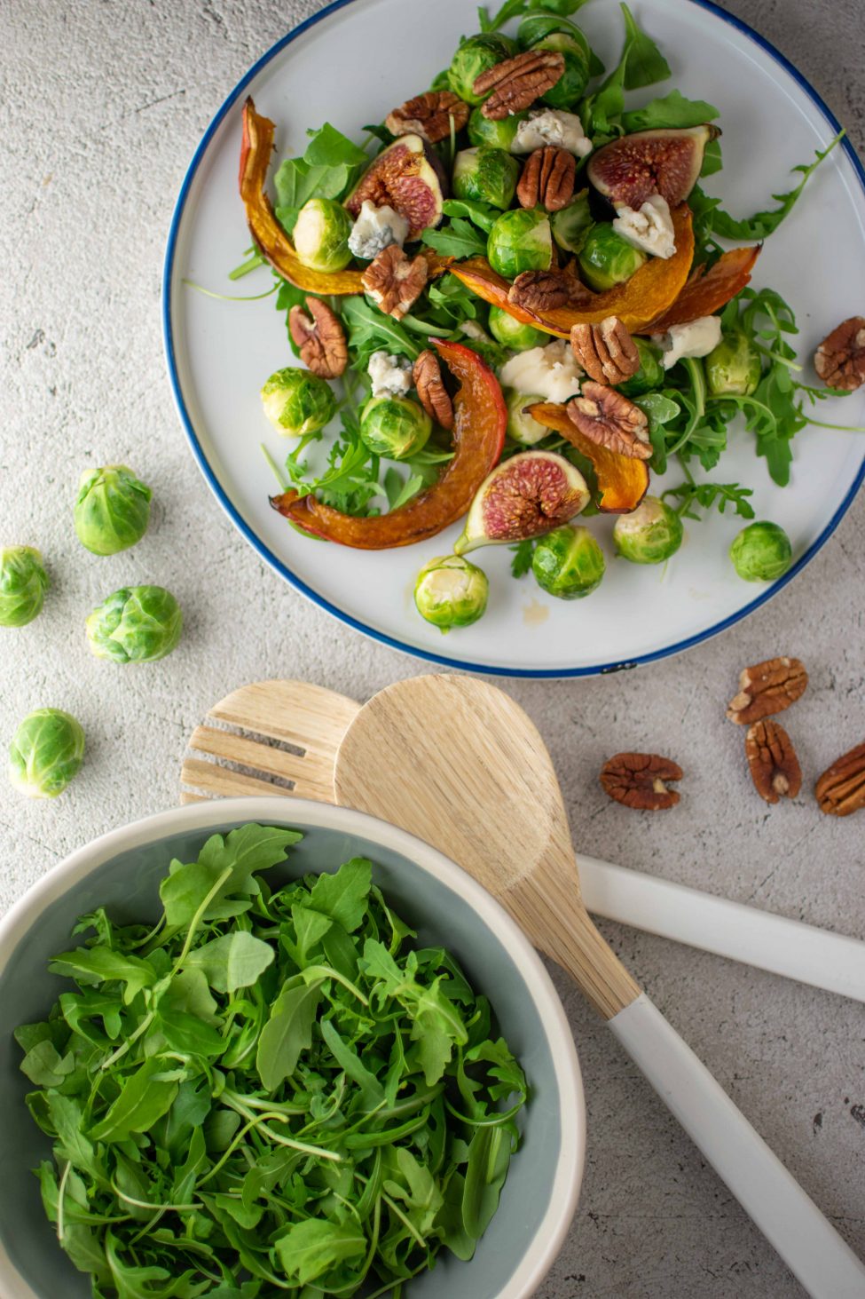 Spruitjes salade met vijg, pompoen en gorgonzola