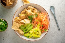 Vegan saté bowl