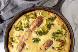 Vegetarische ’toad in the hole’ (Brits comfort food)