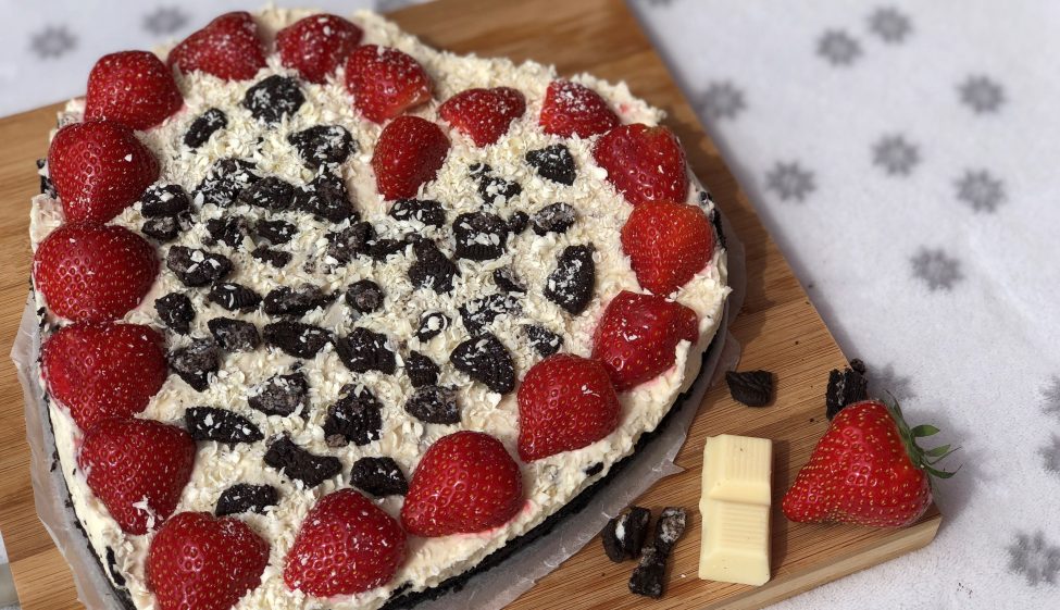 Moederdag Oreo MonChoutaart met aardbeien