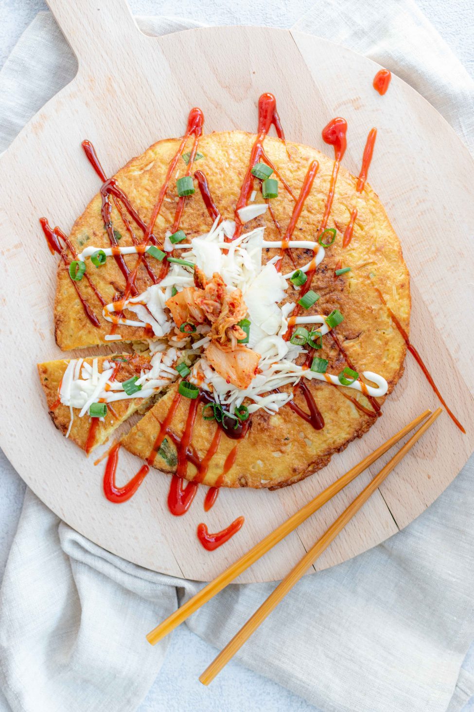 Vegetarische okonomiyaki met kool