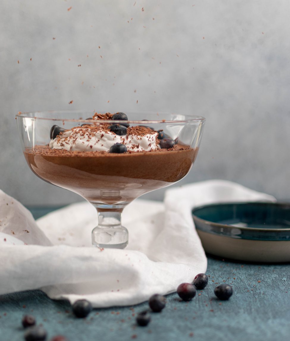 Superluchtige vegan chocolademousse