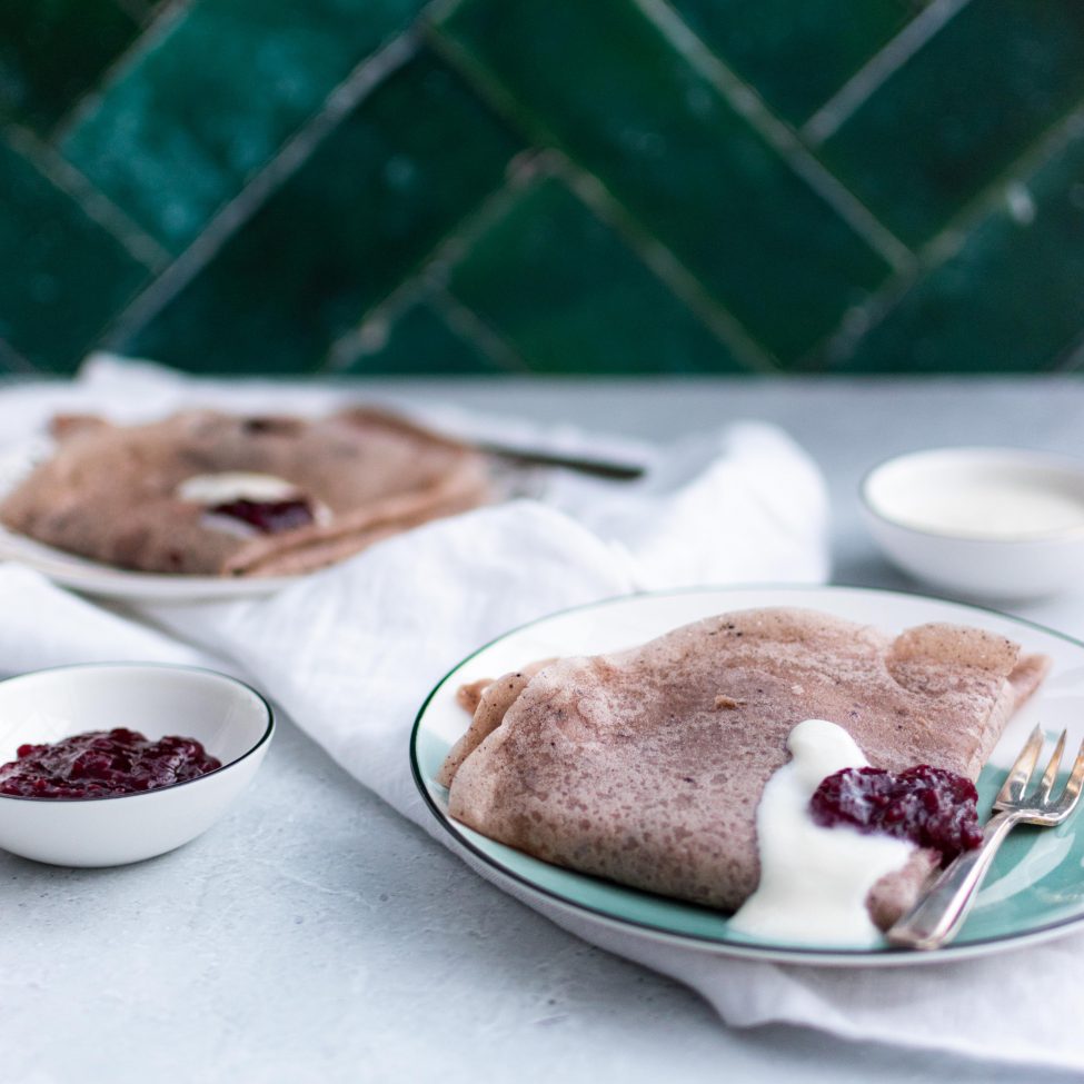 Boekweit crepes (Franse pannenkoek van boekweitmeel)