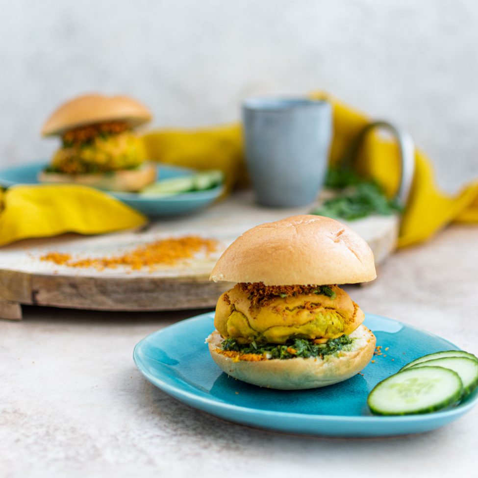 Indiase aardappelburgers (geïnspireerd op Vada Pav)