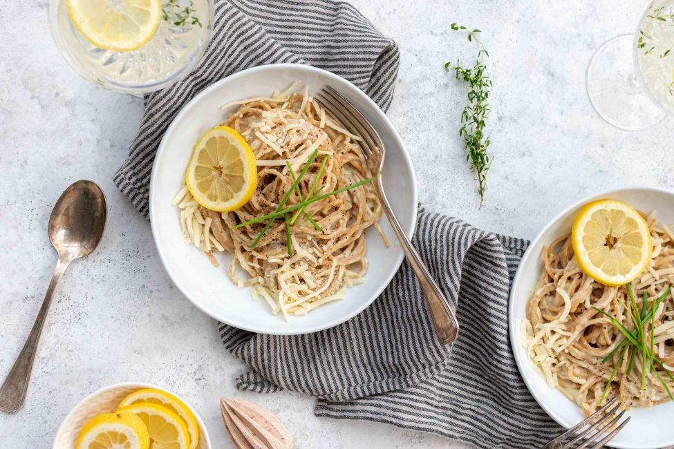 Veganistische pasta Alfredo