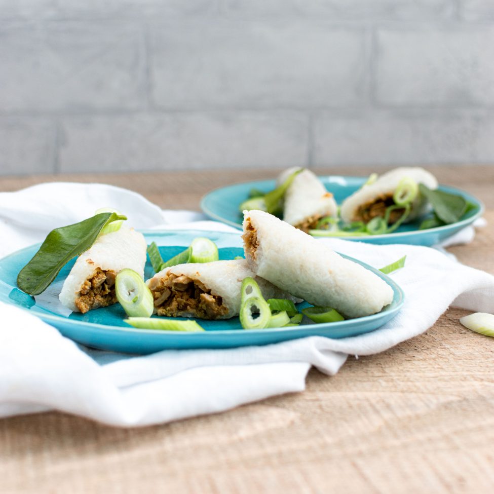 Vegetarische lemper maken (rijstrolletjes) met oesterzwammen