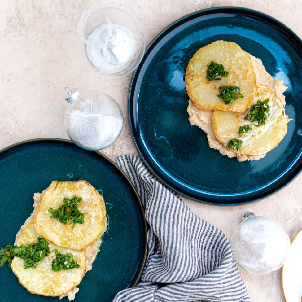 Knolselderij steaks met salsa verde