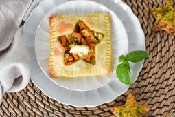 Vegetarische bladerdeeg ster met zoete aardappel
