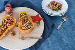 Gevulde flespompoen met parelcouscous