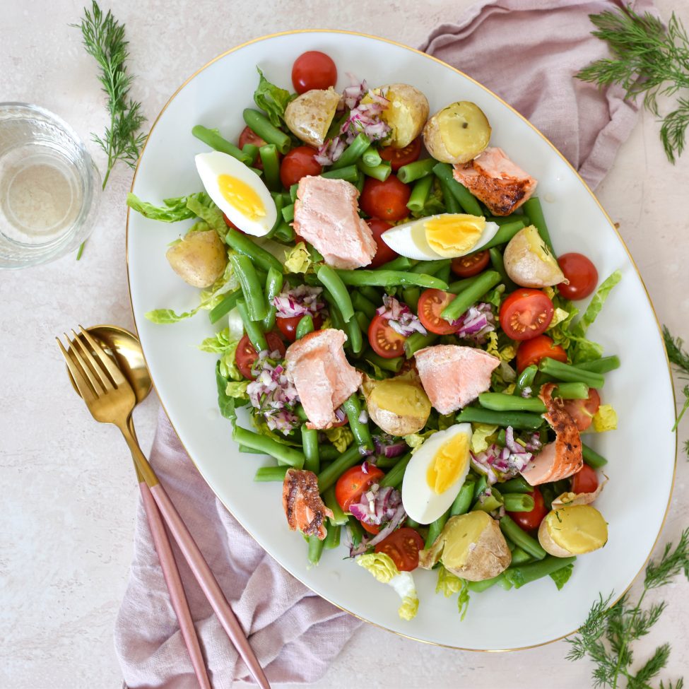 Salade Niçoise met gegrilde zalm
